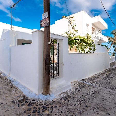 Authentic Santorinian Home Experience Fira  Exterior photo